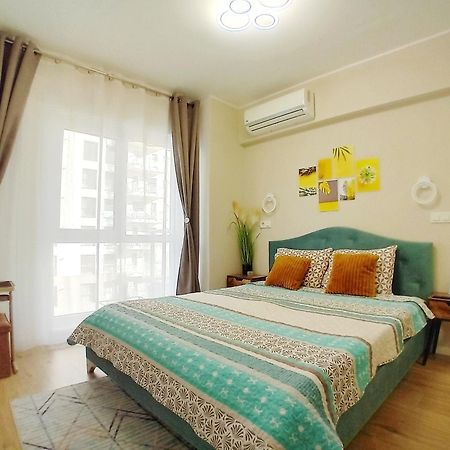 Sunshine - New & Quiet 1Br Apt, Business Area, Close To Airport, Highway A3, Subway Βουκουρέστι Εξωτερικό φωτογραφία