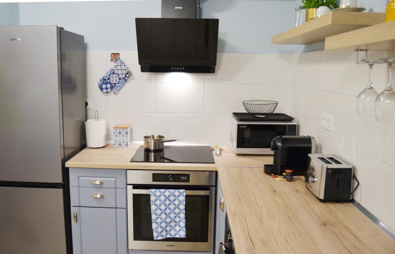 Sunshine - New & Quiet 1Br Apt, Business Area, Close To Airport, Highway A3, Subway Βουκουρέστι Εξωτερικό φωτογραφία