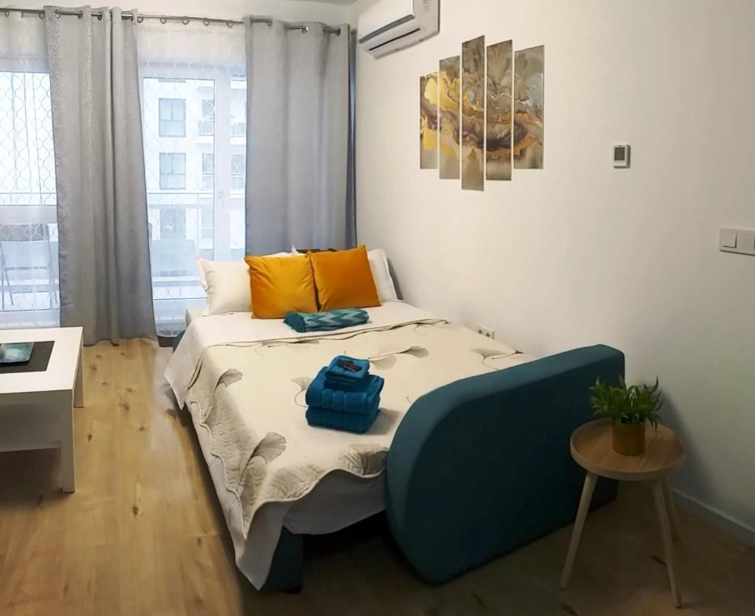 Sunshine - New & Quiet 1Br Apt, Business Area, Close To Airport, Highway A3, Subway Βουκουρέστι Εξωτερικό φωτογραφία